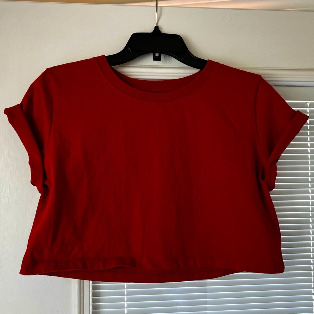 Urban Outfitters - cotton tee